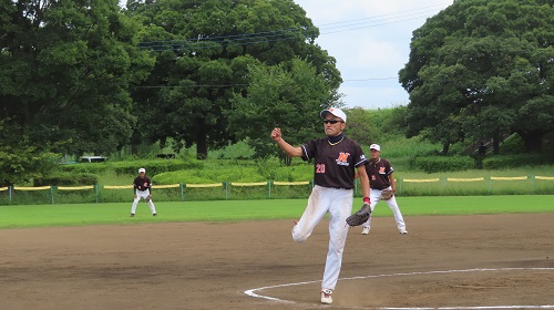 写真34投手