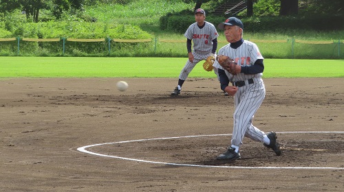写真06投手